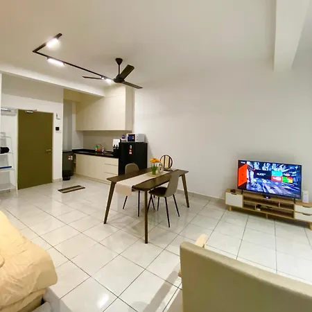 Studio With Rooftop Pool At Youth City Nilai By D'Kay Homes, Near Usim Klia Exterior photo