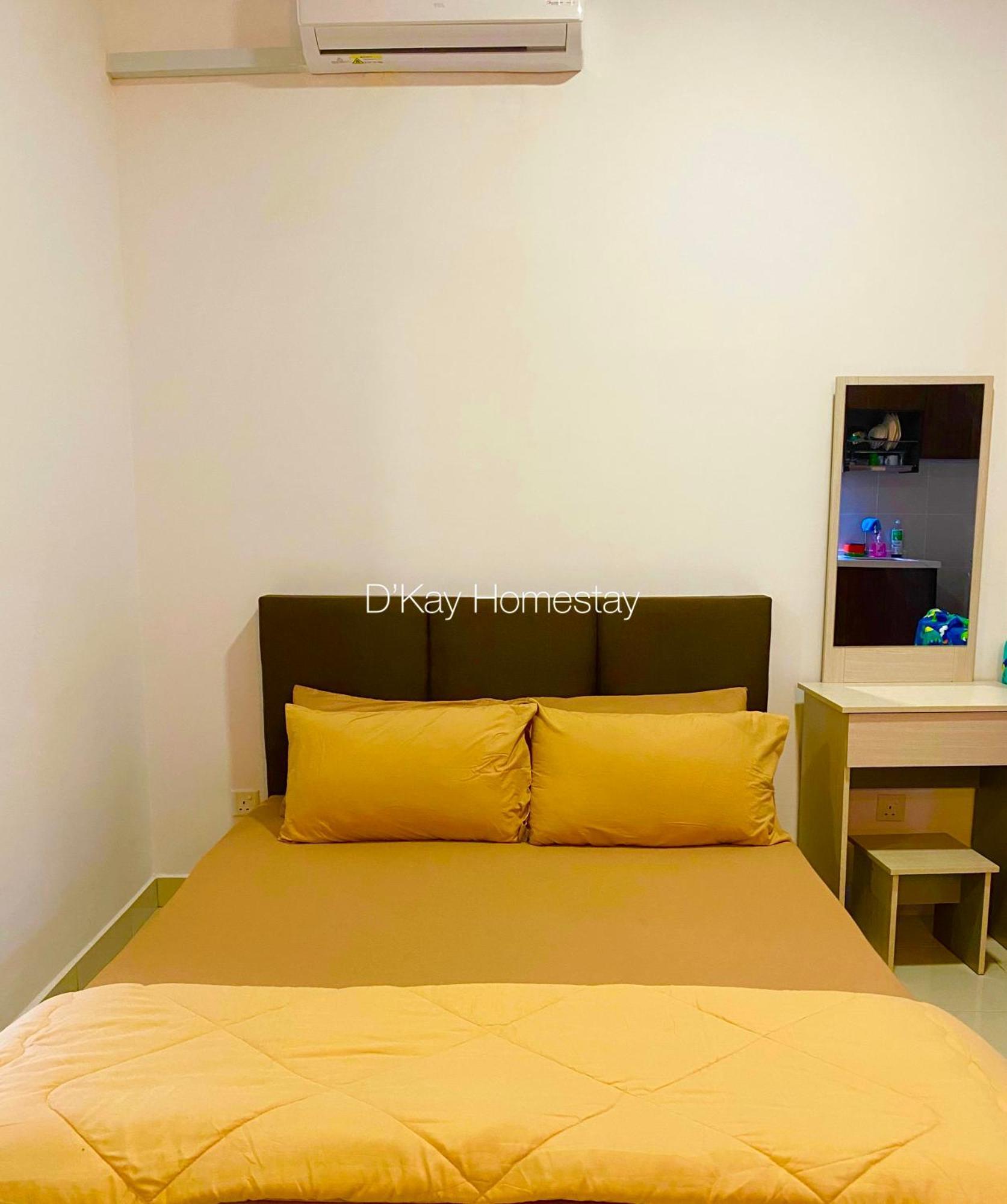 Apartment With Rooftop Pool At Youth By D'kay Homes, Near Usim Klia Nilai