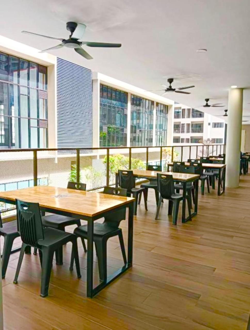 Apartment With Rooftop Pool At Youth By D'kay Homes, Near Usim Klia