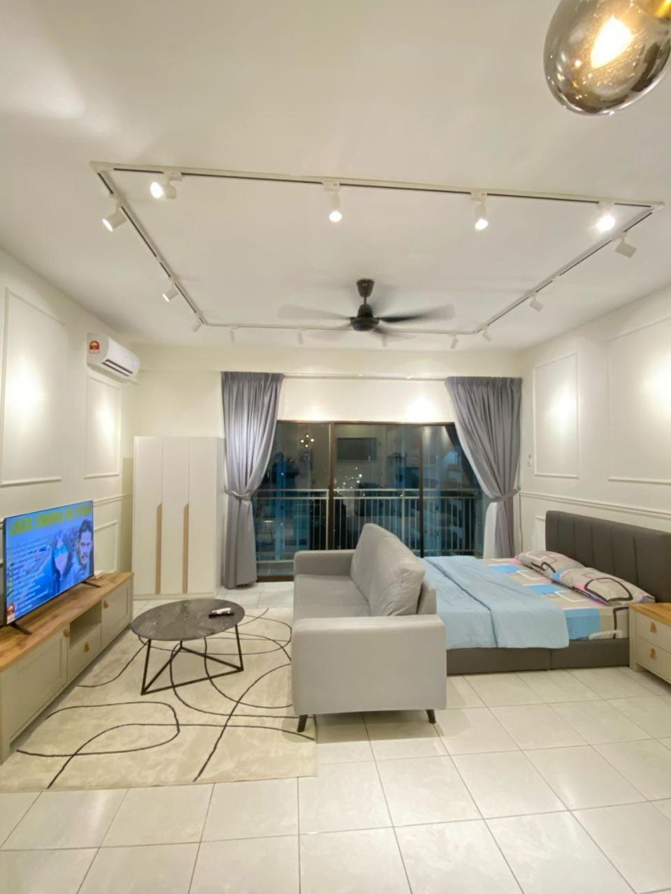 Apartment With Rooftop Pool At Youth By D'kay Homes, Near Usim Klia