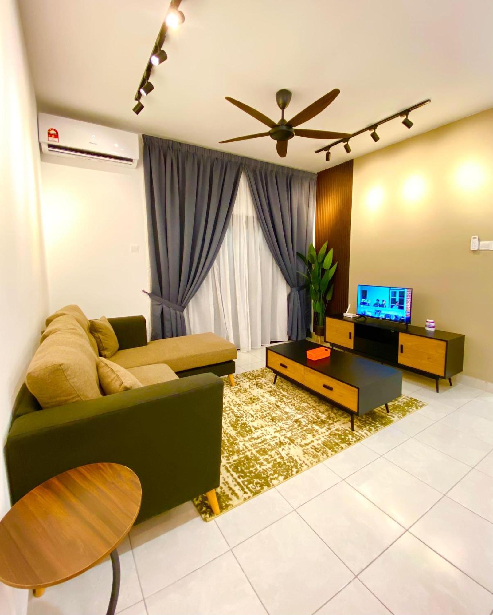 With Rooftop Pool At Youth By D'kay Homes, Near Usim Klia * Nilai